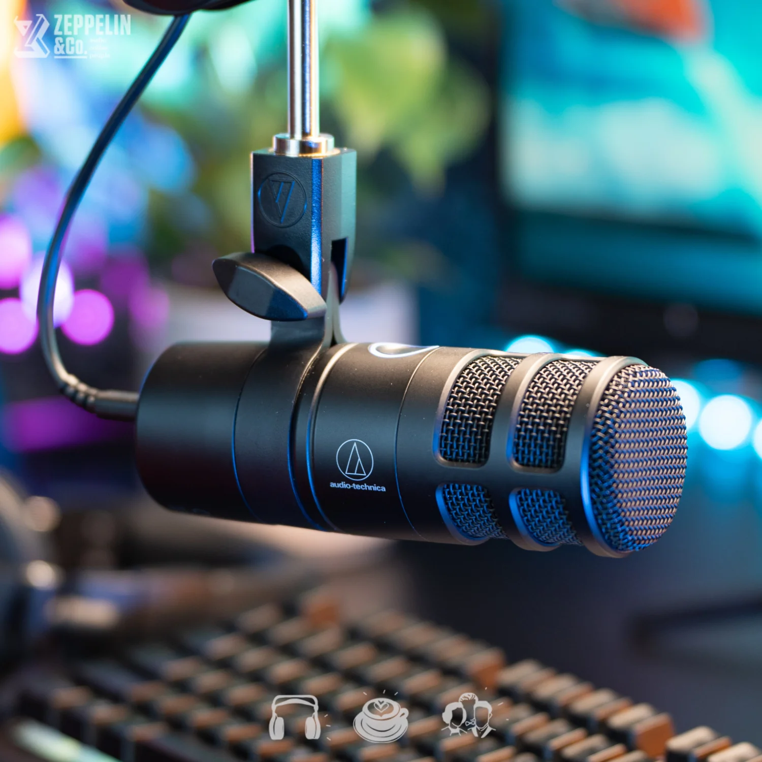 Audio-Technica AT2040USB Hypercardioid Dynamic USB Microphone - Image 4