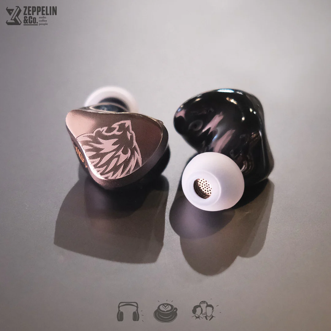[CLEARANCE] Hiby Yvain --- SOLD! --- - Image 3