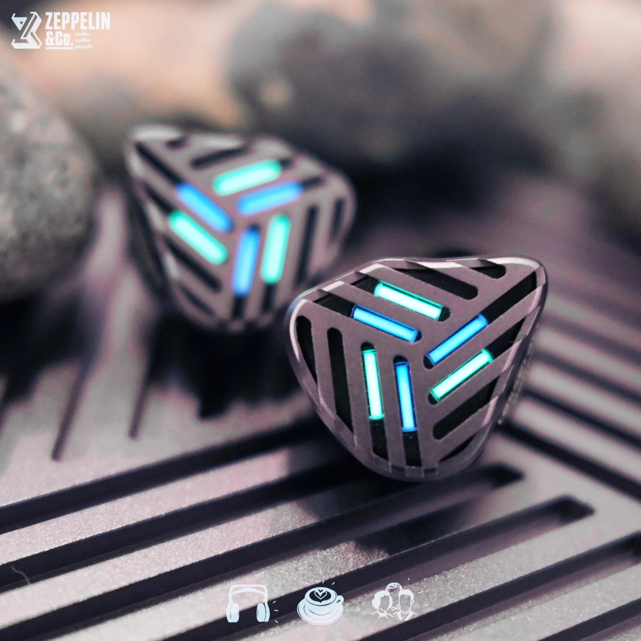 Nostalgia Audio Tesseract UIEM - Image 4