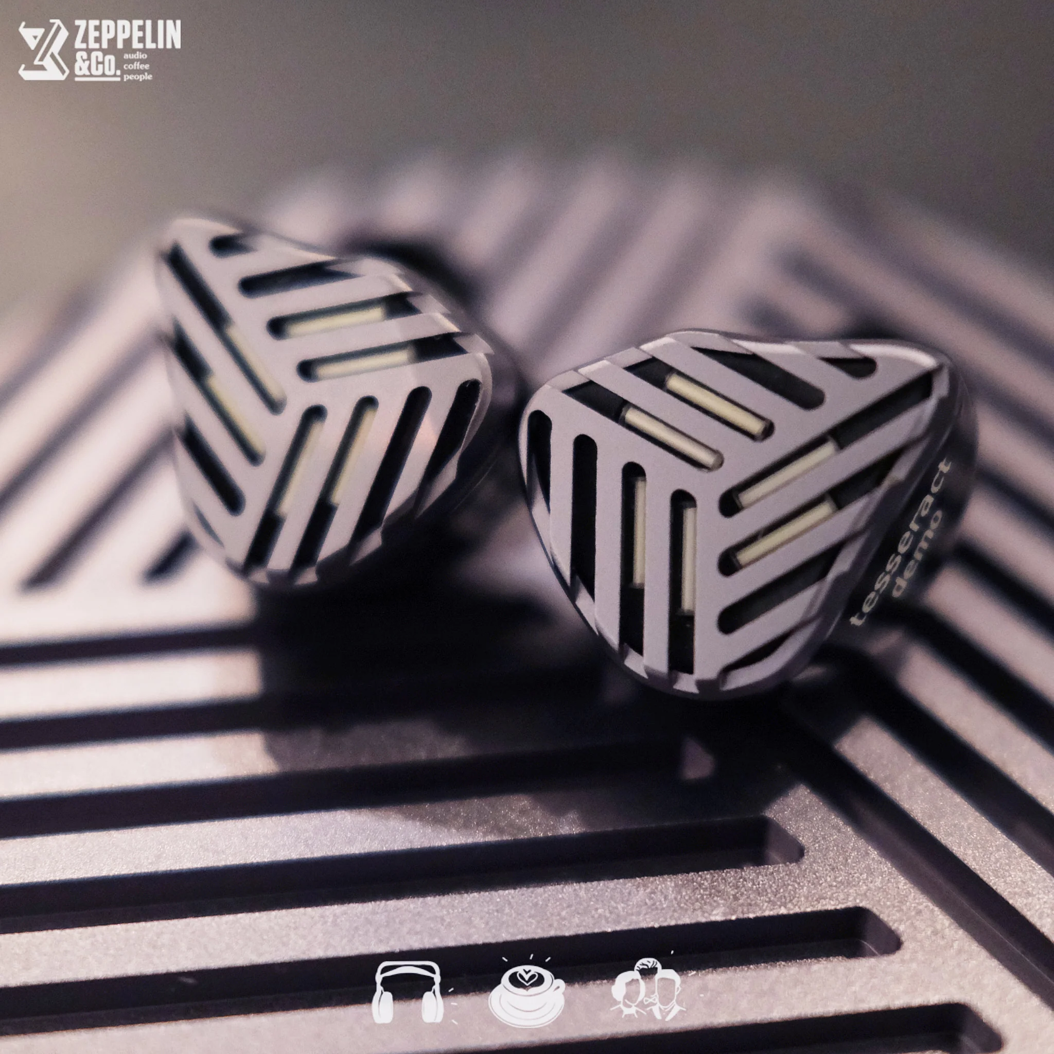 Nostalgia Audio Tesseract UIEM - Image 6